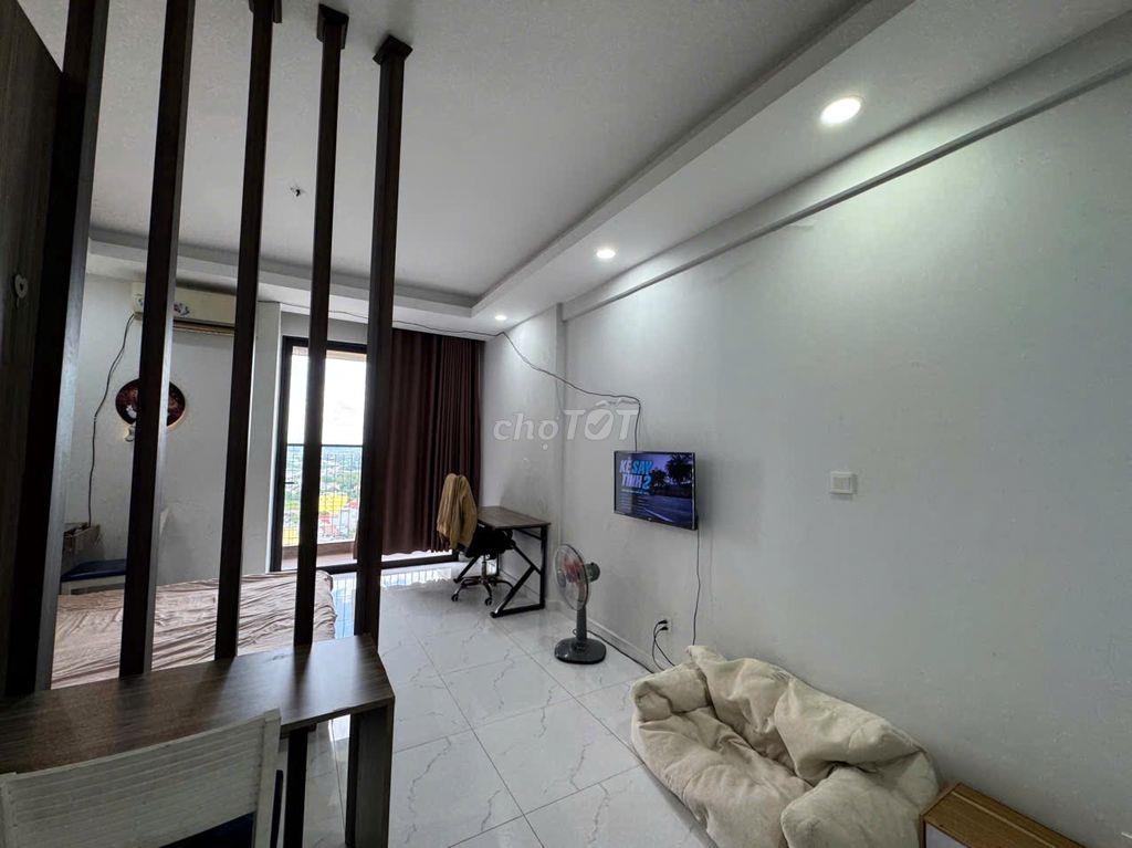 Chính chủ bán chung cư Opal Skyline - Studio 40m2, giá 1ty350 