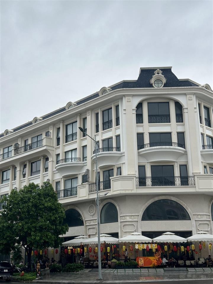 Suất ưu đãi shophouse 2 mt royal vạn phúc mặt tiền kinh doanh đinh thị thi 30m, kđt vạn phúc city.