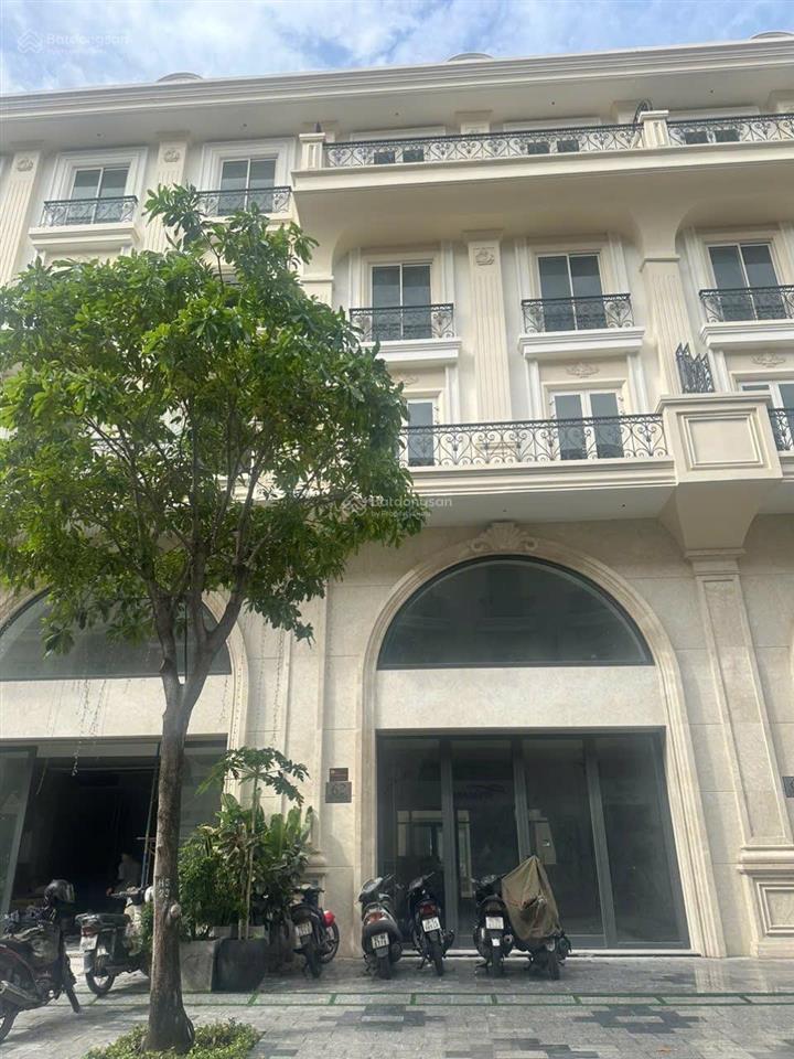 Bán gấp shophouse 7*22 phố royal vạn phúc mặt tiền lớn, giá tốt. kđt xanh vạn phúc city. hot