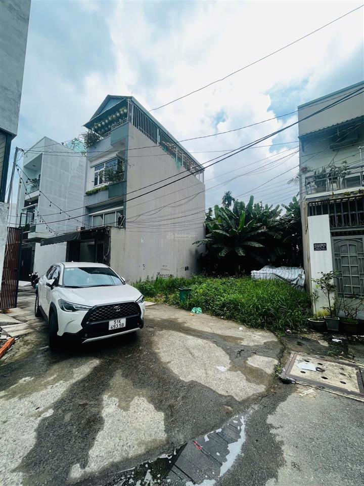 Đất ở phạm văn đồng khu ven sông sài gòn xây được 5 tầng 4,8x12,5m. sổ hồng. đường 6m