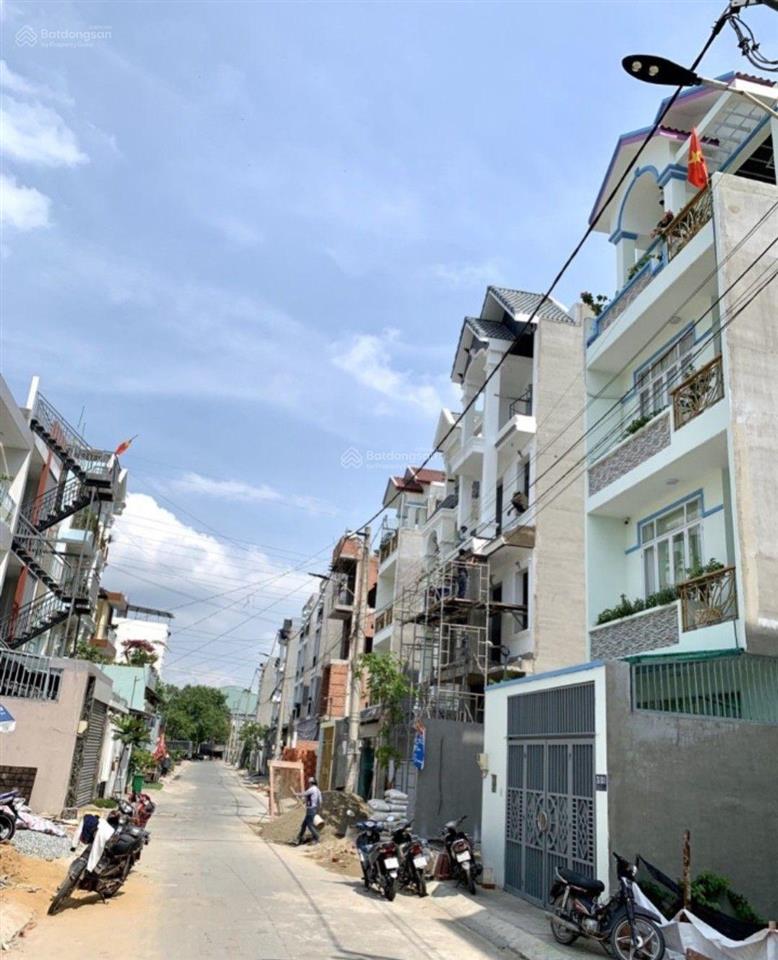 Cần bán đất 250m2 ngang 13m giá 13,5 tỷ sổ hồng chính chủ tại đường hiệp bình, thủ đức, hồ chí minh