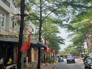Bán nhà đường số 3 khu dân cư hồng long, hiệp bình phước