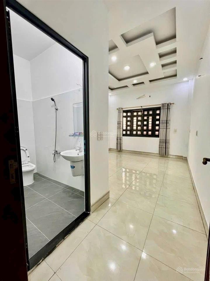 Bán nhà 4x19m.đúc 3 tấm hẻm ô tô thông đường nguyễn thị búp,phường tân chánh hiệp.q12