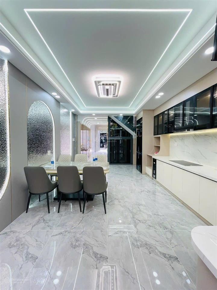 Bán nhà đẹp 4x18mxây 4 tầng có thang máy sát mặt tiền đường lâm thị hố, phường tân chánh hiệp q12