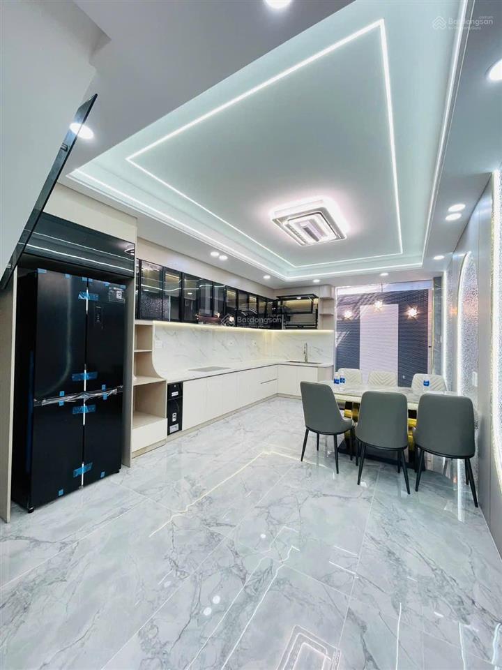 Bán nhà đẹp 4x18mxây 4 tầng có thang máy sát mặt tiền đường lâm thị hố, phường tân chánh hiệp q12