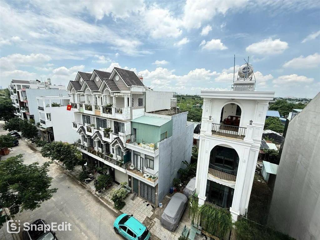 Bán nhà đẹp 4,5m x14m.đúc 4 tấm .đường 12m.khu phân lô đồng bộ lê thị riêng,phường thới an.q12