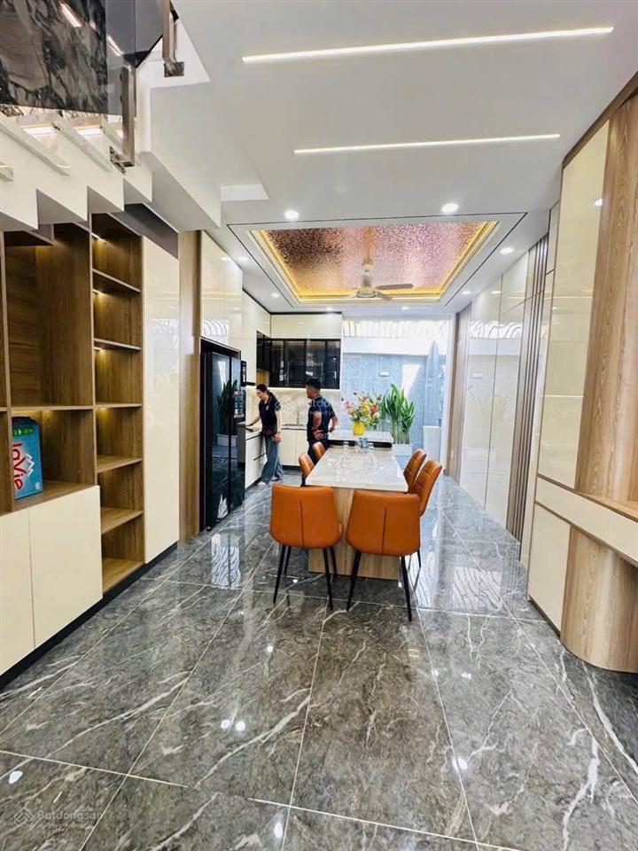 Bán nhà đẹp 4 x19m.đúc 4 tấm.đường thạnh lộc 27,phường thạnh lộc.quận 12. 0902 683 ***