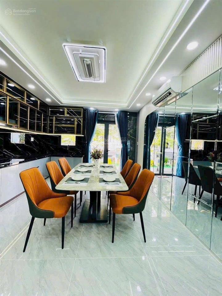 Bán gấp nhà đẹp xây mới 4x15m. xây 1 lửng 3 lầu đường nhựa 14m có vỉa hè, khu phân lô ta16. q12.