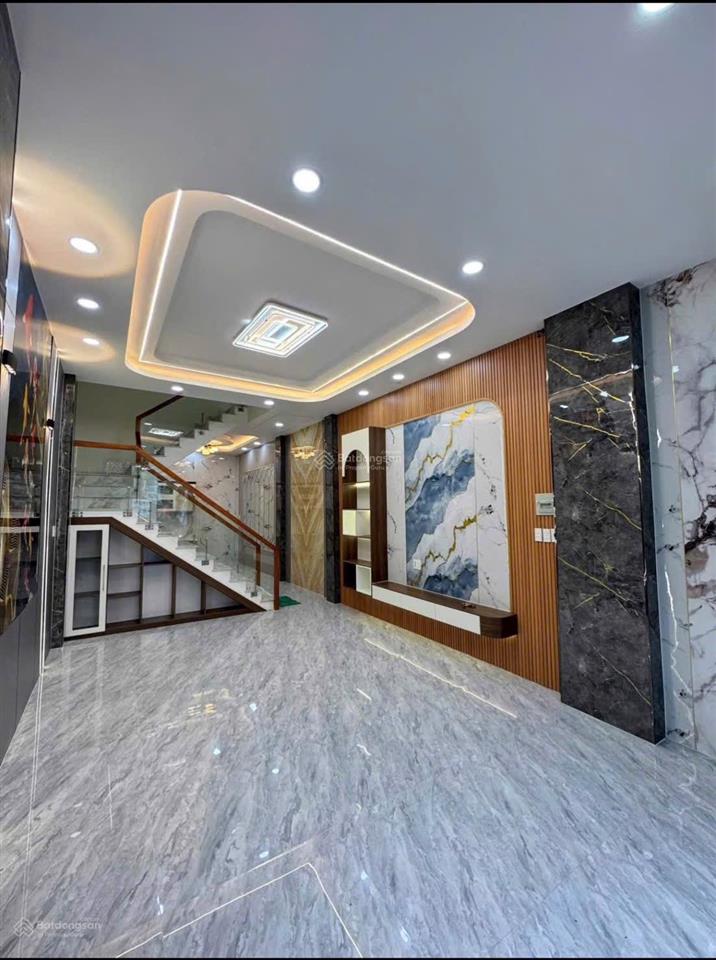 Bán nhà 10m x14m xây mới 1 trệt, 2 lầu mặt tiền buôn bán đường liên khu 2  5, hiệp thành, q12