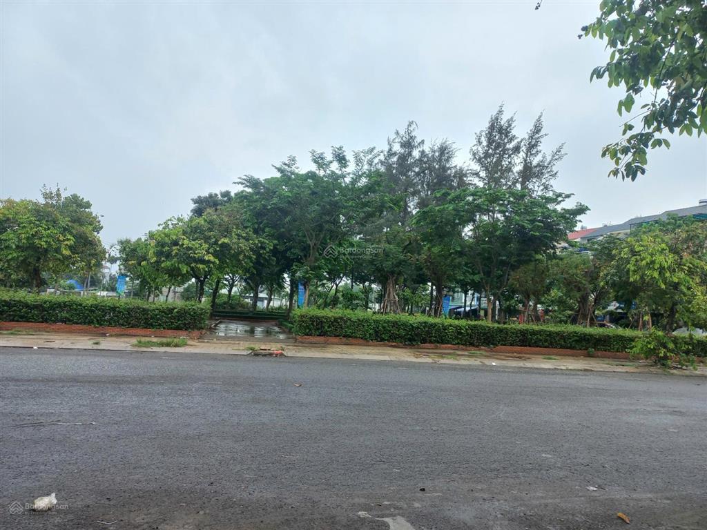 Chính chủ bán nhà 4 tầng, dt 85m2 ngang 5, nhà mới giá 12,8 tỷ.  0917 288 *** mr thương