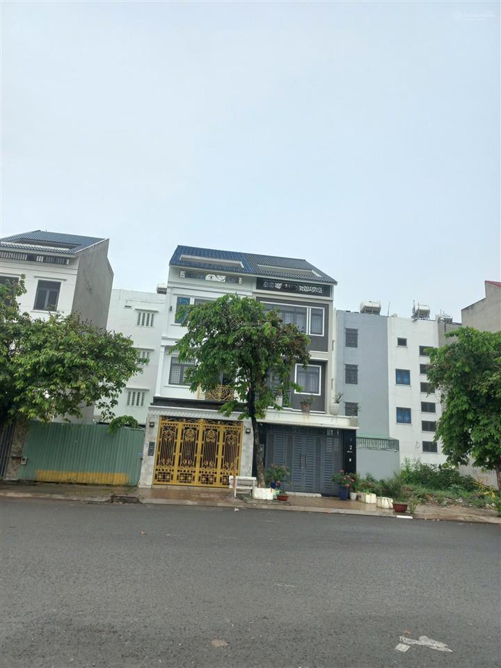 Chính chủ bán nhà 4 tầng, dt 85m2 ngang 5, nhà mới giá 12,8 tỷ.  0917 288 *** mr thương