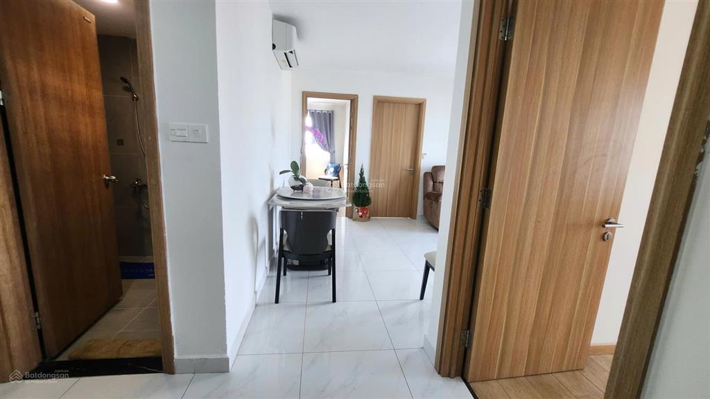 Chính chủ bán căn hộ centum wealth, 80m2 gồm 3pn giá chỉ 4.9 tỷ.  0917 288 ***