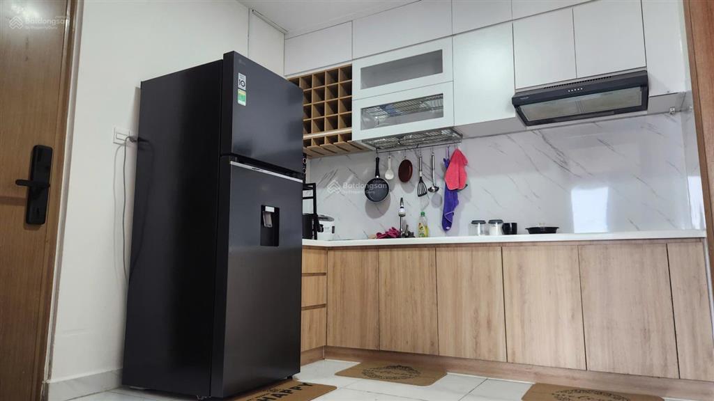 Chính chủ bán căn hộ centum wealth, 80m2 gồm 3pn giá chỉ 4.9 tỷ.  0917 288 ***