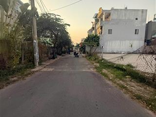 Bán 325m2 đất hxh đường lê thị hoa, giá chỉ 7.8 ty, ngang 13.5m.  0917 288 *** mr thương