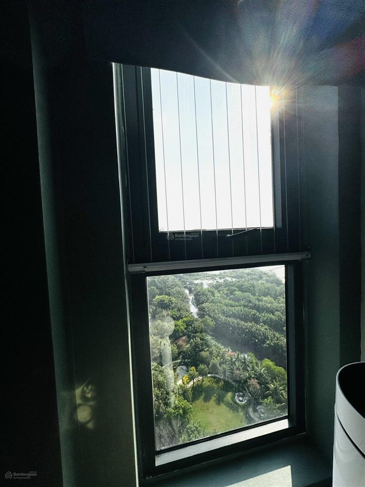 Căn góc siêu thoáng 2pn 2wc view sông sài gòn. căn a08 tầng cao. để lại full nội thất cao cấp