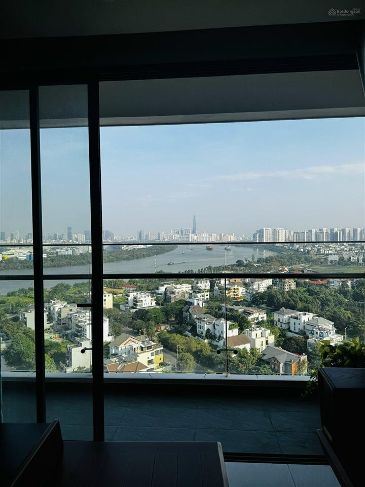 Căn góc siêu thoáng 2pn 2wc view sông sài gòn. căn a08 tầng cao. để lại full nội thất cao cấp