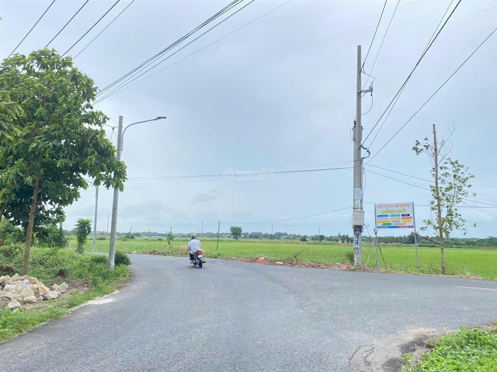 Bán gấp lô đất cách biển, quảng trường phước hải 5 phút. mặt tiền đường nhựa, view núi minh đạm