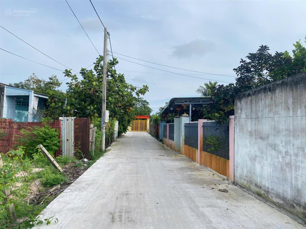 Bán gấp lô đất gần đường ven biển vũng tàubình châu (đường 42m) cách biển phước hải 5 phút
