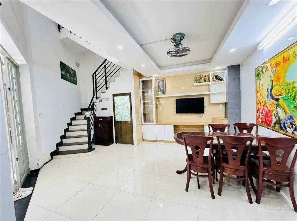 Bán nhà riêng tại 773/3 lê đức thọ, 5,8 tỷ, 43,9 m2, đẹp, nhiều tiện ích