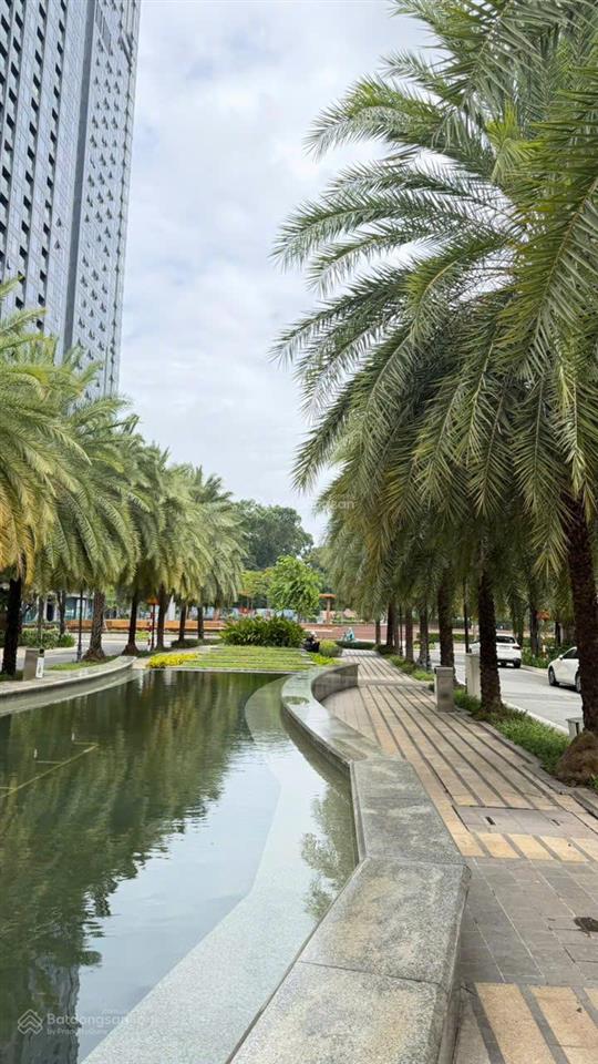 Giá tốt bán biệt thự vinhomes golden river, bến nghé, quận 1  gần công viên và sông sài gòn