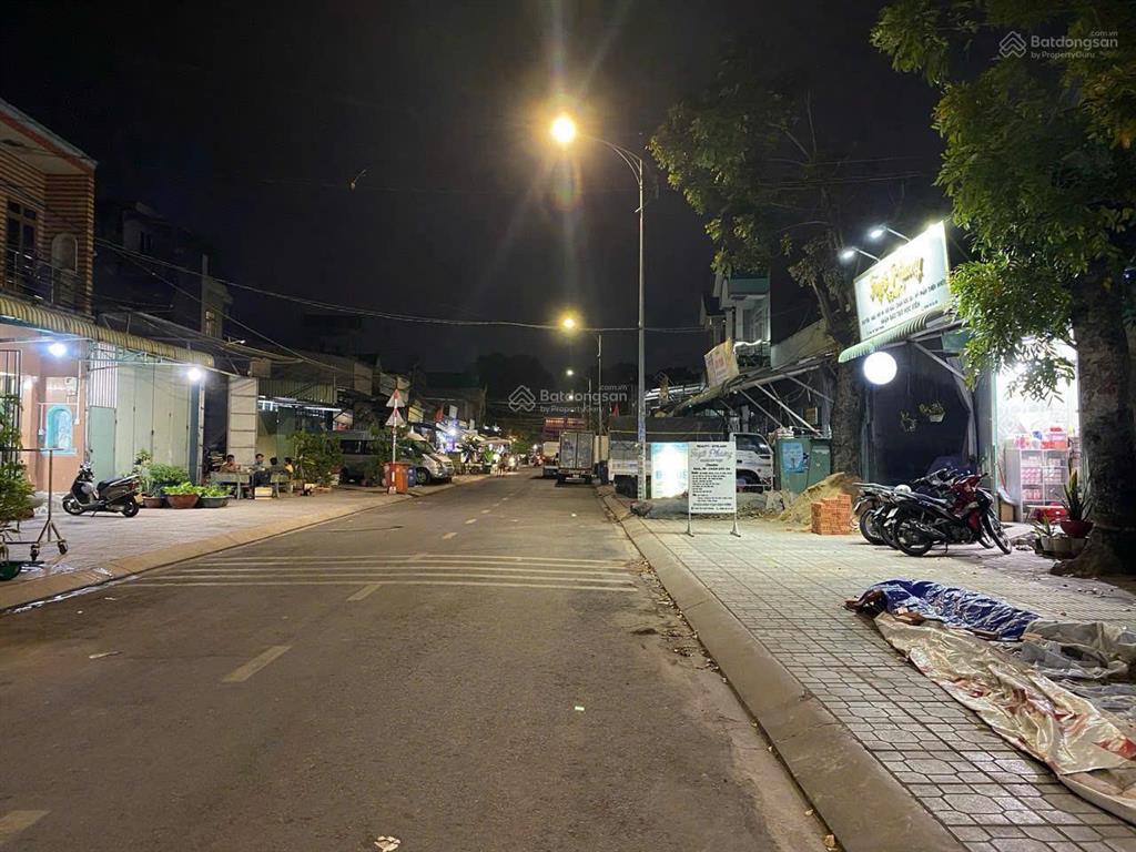 Bán dãy trọ kdc thuận giao, bình dương, góc 2 mt đường d12n1, dt 300m2, 11 kios + 9p, giá 13,2 tỷ