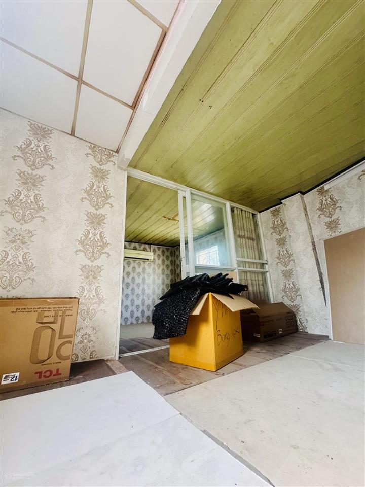 Bán nhà hẻm nhựa xe hơi shr, 1,8 tỷ  phường linh xuân, thủ đức