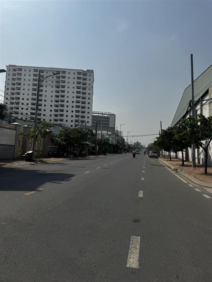 Bán đất tại mặt tiền kinh doanh đường linh trung, 26,9 tỷ, 330 m2 , thủ đức