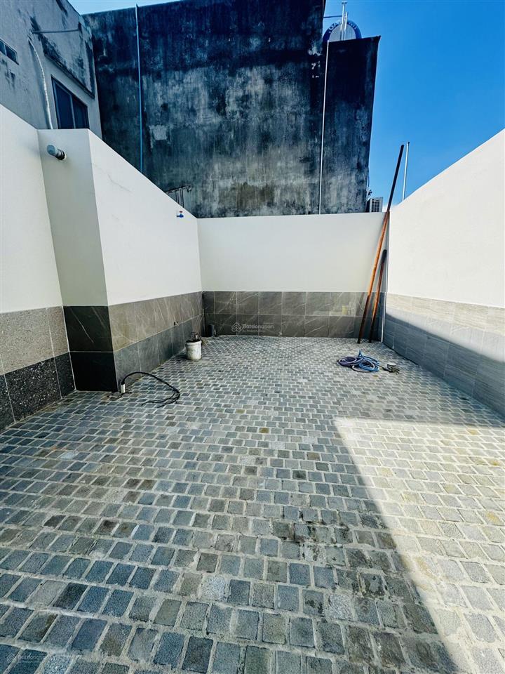 Nhà 1 trệt 4 lầu + sân thượng, hẻm nhựa 12m, đường số 11, linh xuân, tp. thủ đức.