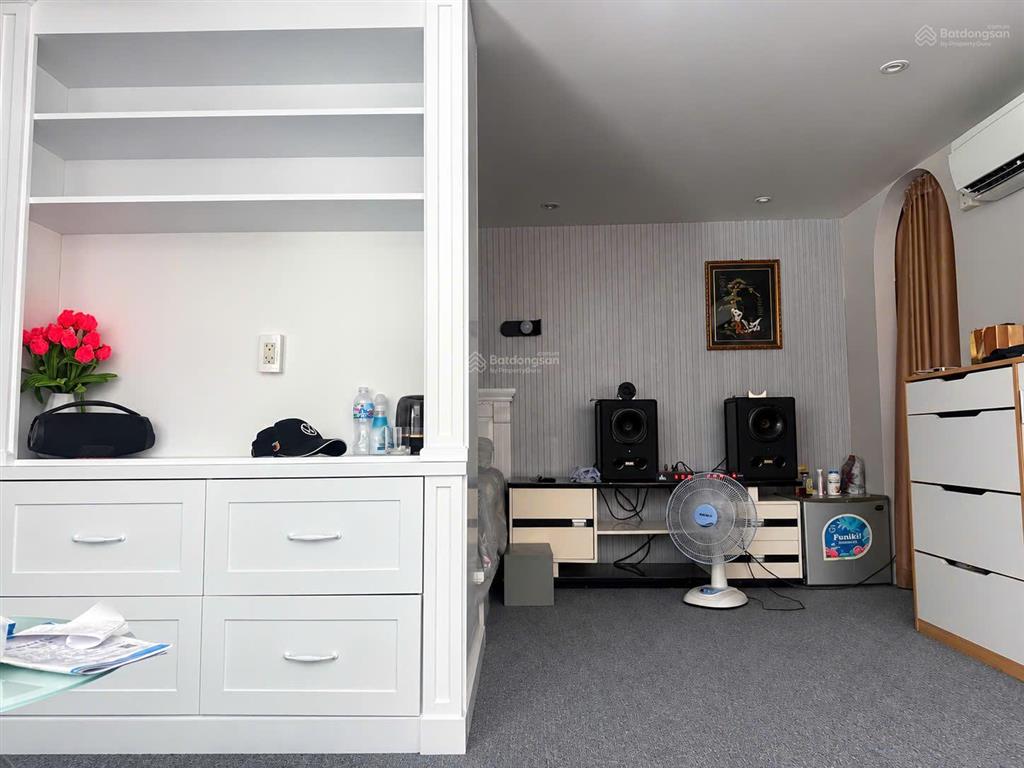 Bán gấp nhà 3 tầng ngô chí quốc, linh chiểu, thủ đức, sàn 187,6m², 4pn 5wc, sân rộng