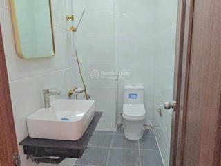 Bán nhà đường lò lu ngang 4x15 nhà 1 trệt 2 lầu giá 6 tỷ 95p. trường thạnh q.9 cũ