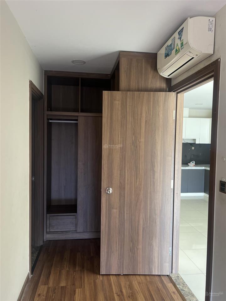 Cho thuê căn hộ 2pn de capella, nhà nội thất cơ bản.  0916 754 ***