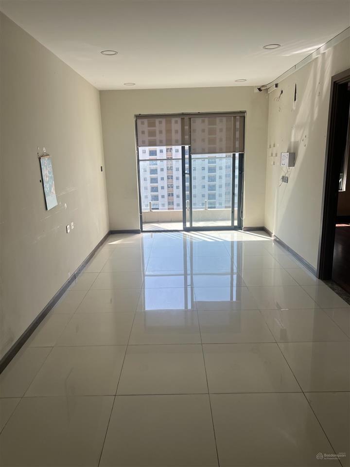 Cho thuê căn hộ 2pn de capella, nhà nội thất cơ bản.  0916 754 ***