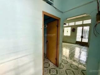 Bán nhà cấp 4, diện tích 96m2, 2 phòng ngủ, giá 4.2 tỷ