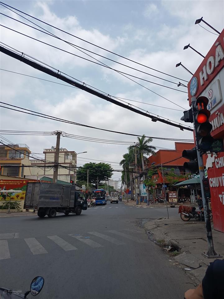 Đất mặt tiền chợ, khu công nghiệp, 120m2 giá 6.5 tỷ