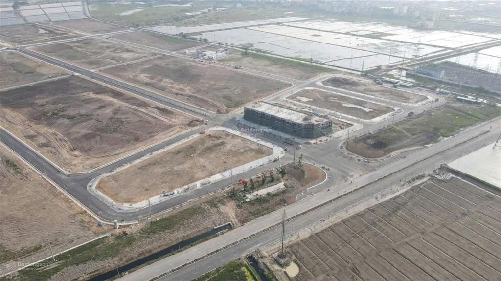 Không có nhu cầu sử dụng, nên cần nhượng lại lô xưởng tại dự án cụm cn kim bài, thanh oai. lô góc