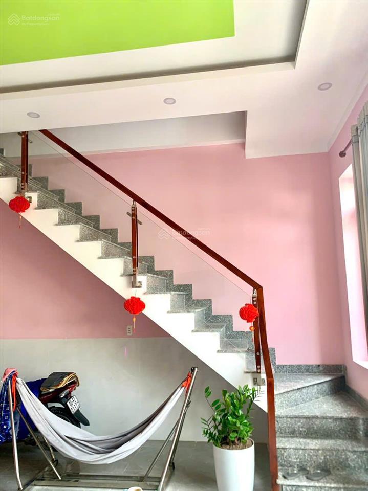 Chủ nhà gởi bán nhà 1 trệt 1 lầu gần trường nguyễn văn trỗi p.tân vạn, 65m2, 3pn, đường xe hơi, shr