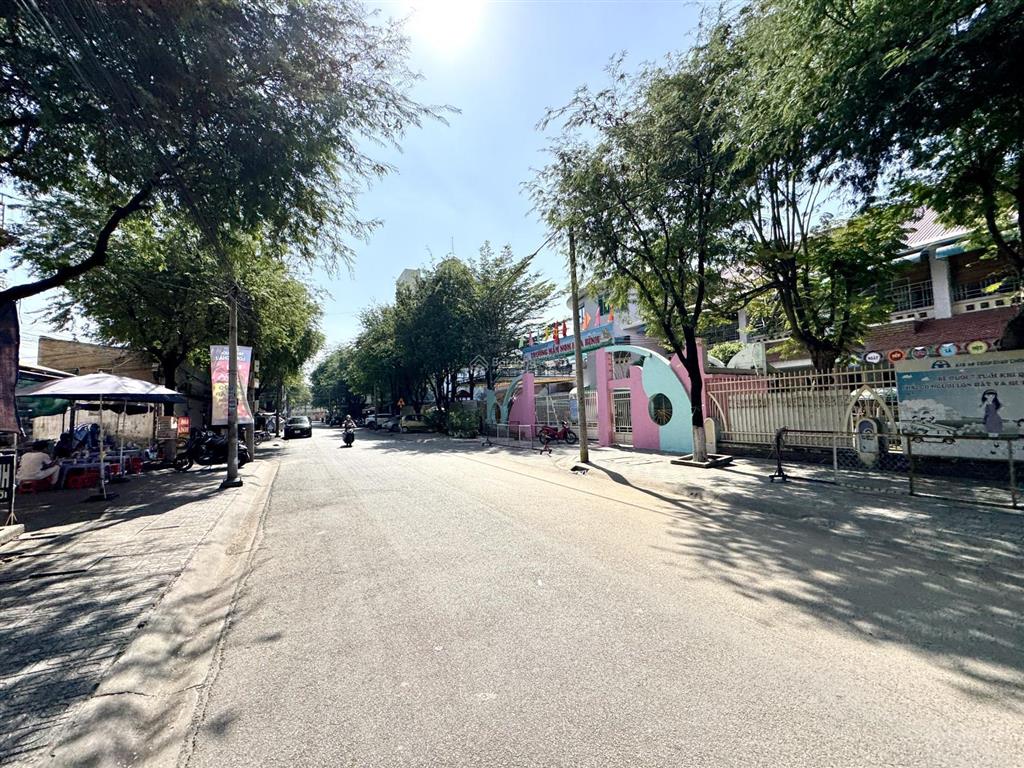 Chủ gởi bán nhà cấp 4 p.quang vinh, 4,4x18=76m2, ngay trường mầm non hoà bình 2pn, hẻm 4m sổ riêng