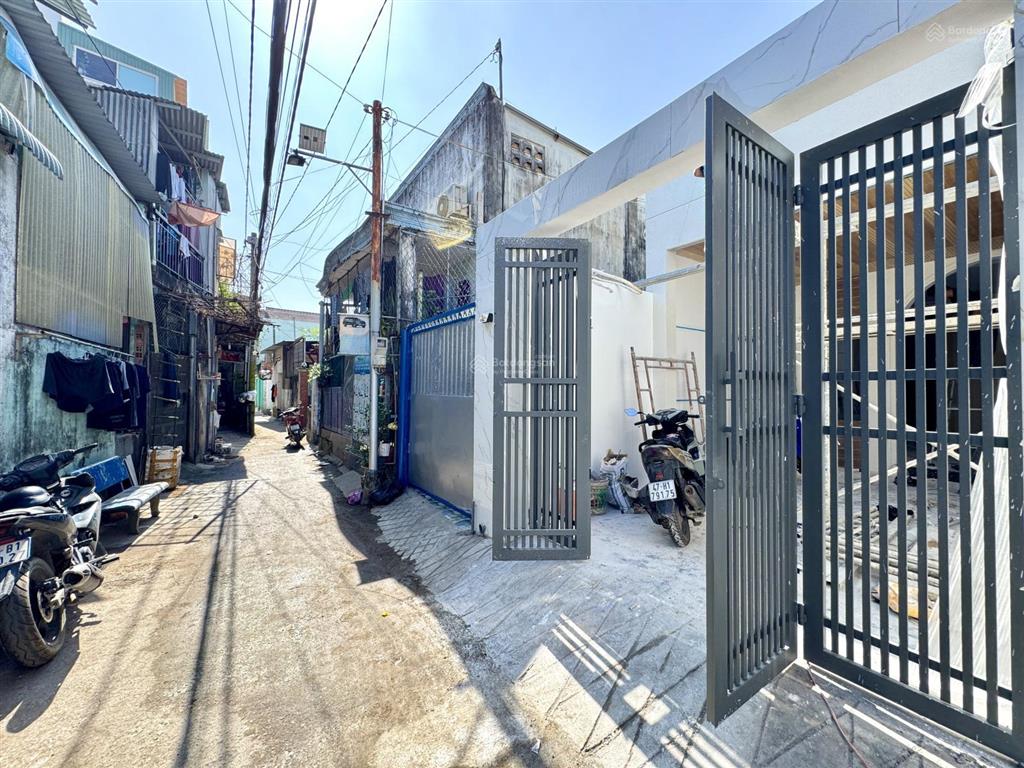 Chủ gởi bán nhà cấp 4 p.quang vinh, 4,4x18=76m2, ngay trường mầm non hoà bình 2pn, hẻm 4m sổ riêng