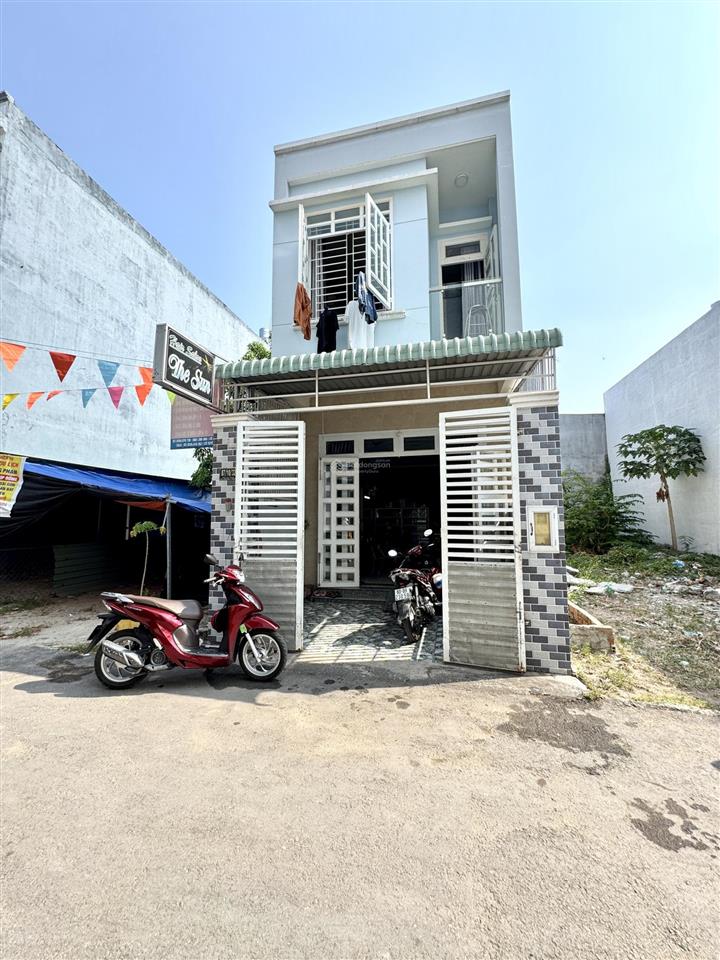 Chủ gởi bán nhà 1 trệt 1 lầu kdc vip hoá an ngay cổng sau cty ponchen,4x22=87m2,đường 6m, sổ riêng