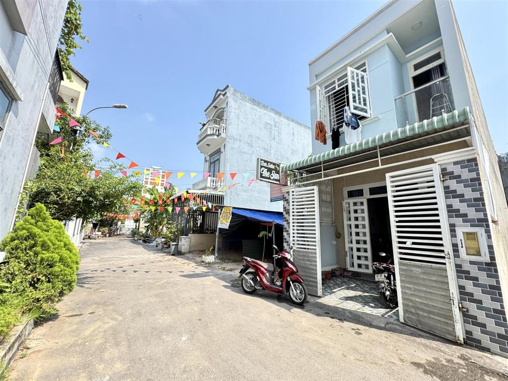 Chủ gởi bán nhà 1 trệt 1 lầu kdc vip hoá an ngay cổng sau cty ponchen,4x22=87m2,đường 6m, sổ riêng