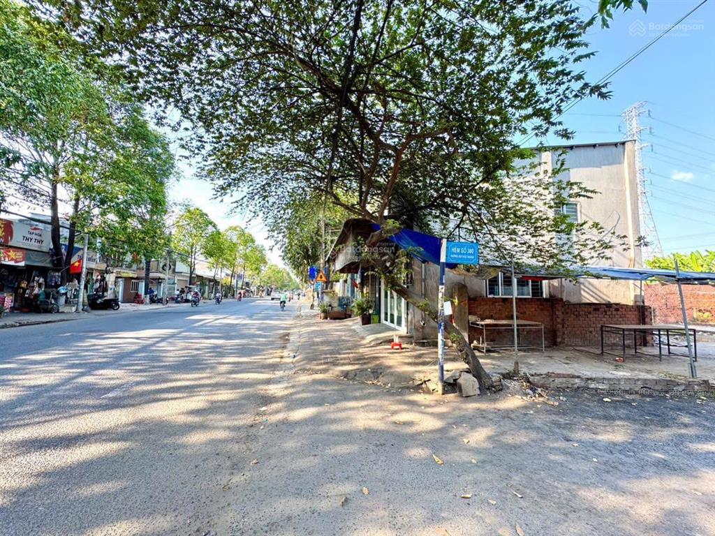 Chính chủ gởi bán lô đất p. bửu hòa ngay chân cầu bửu hòa 5x12=60m2, đường bùi hữu nghĩa vô 10m shr