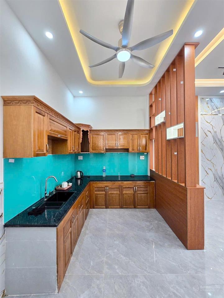 Chủ gởi bán nhà 1 trệt 1 lầu kdc bửu hoà đã hoàn công,5,4x15=80,4m2,hẻm ô tô 7 chỗ,ngay chợ đồn,shr