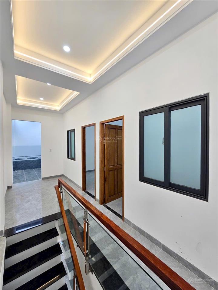 Chủ gởi bán nhà 1 trệt 1 lầu kdc bửu hoà đã hoàn công,5,4x15=80,4m2,hẻm ô tô 7 chỗ,ngay chợ đồn,shr