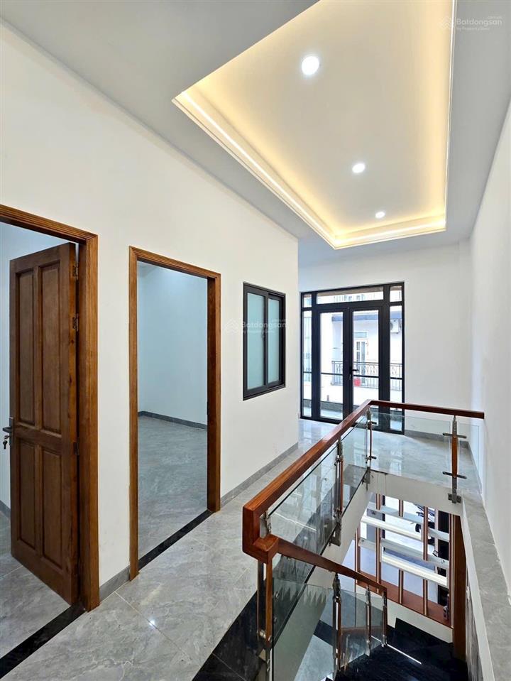 Chủ gởi bán nhà 1 trệt 1 lầu kdc bửu hoà đã hoàn công,5,4x15=80,4m2,hẻm ô tô 7 chỗ,ngay chợ đồn,shr