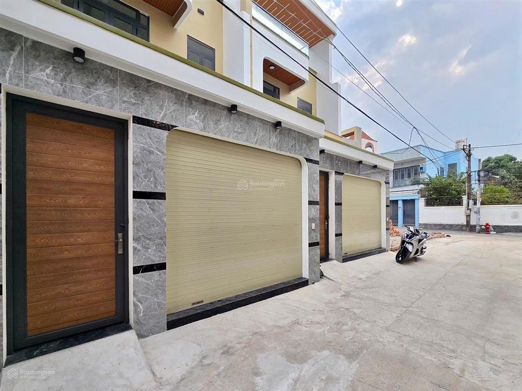 Chủ gởi bán nhà 1 trệt 1 lầu kdc bửu hoà đã hoàn công,5,4x15=80,4m2,hẻm ô tô 7 chỗ,ngay chợ đồn,shr
