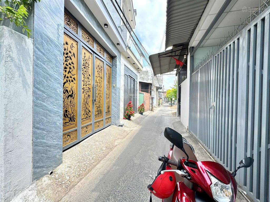 Bán nhà 1 trệt 1 gác sổ đồng sở hữu 2 nhà phường an bình ngay bách hoá xanh vào 200m, hẻm 3 gác