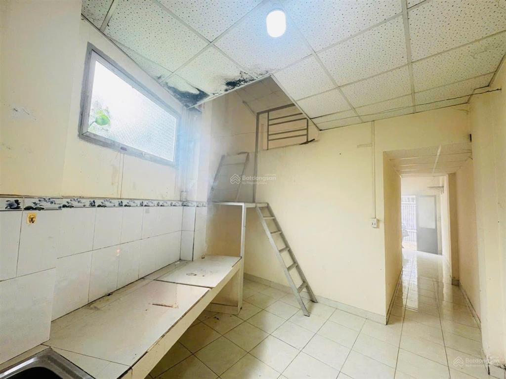 Bán nhà 1 trệt 1 gác sổ đồng sở hữu 2 nhà phường an bình ngay bách hoá xanh vào 200m, hẻm 3 gác