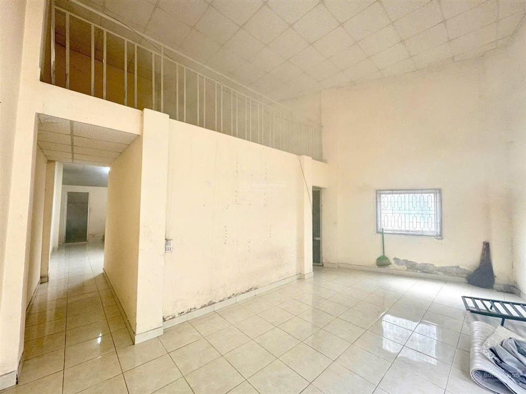 Bán nhà 1 trệt 1 gác sổ đồng sở hữu 2 nhà phường an bình ngay bách hoá xanh vào 200m, hẻm 3 gác