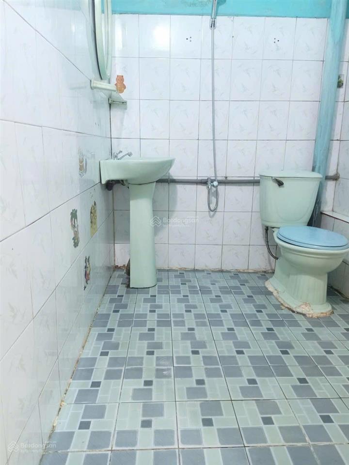 Chủ gởi em bán nhà 1 trệt 1 lầu bửu hoà ngay chợ đồn, 3x10=28m2, sổ riêng, thổ cư 100%, 2pn