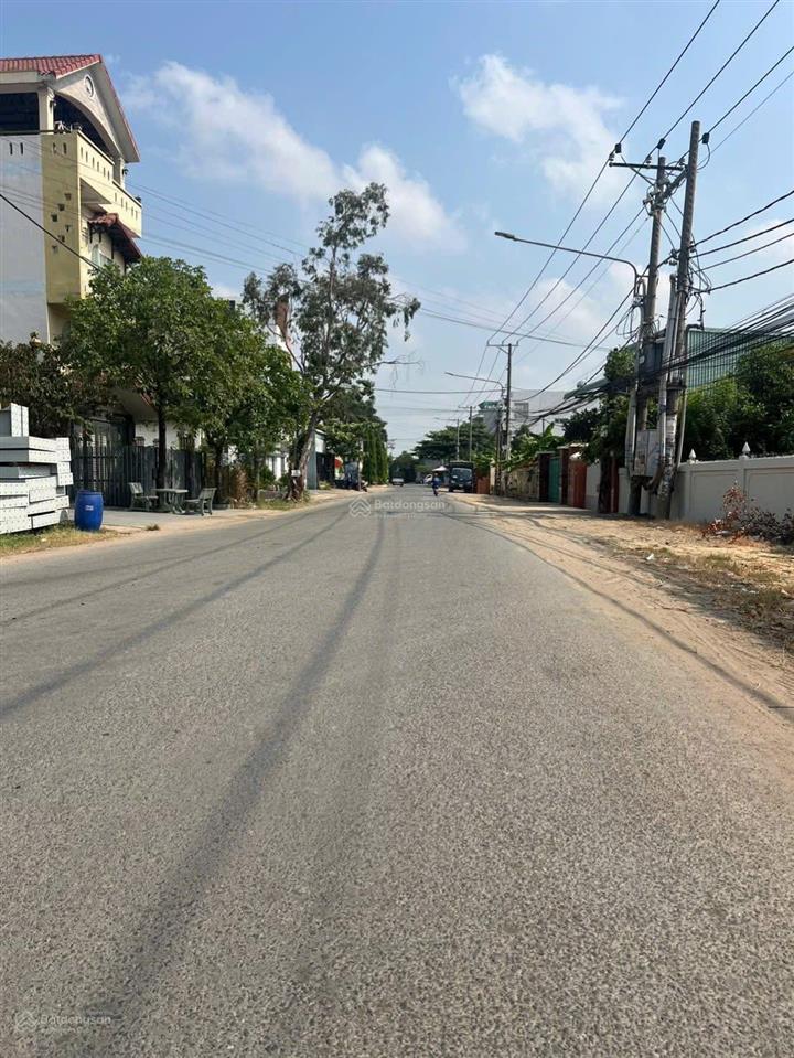 Chủ gởi bán lô đất biệt thự khu tái định cư hoá an 7x18=126m2,thổ cư 100%,huỳnh mẫn đạt vào 10m,shr